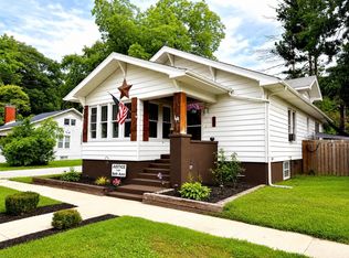 520 E 6th St, Centralia, IL 62801