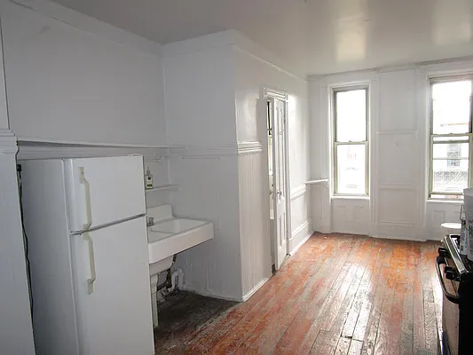 Rented by Manhattan Flats | media 2