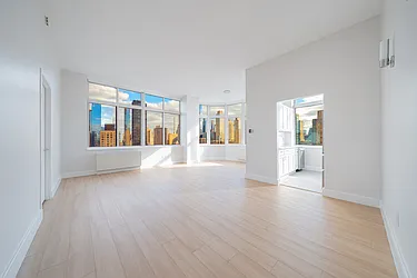 140 Riverside Boulevard