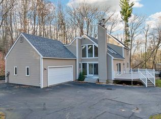 89 Birkdale Rd, Bedford, NH 03110