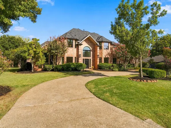 303 Highland Ct, Double Oak, TX 75077