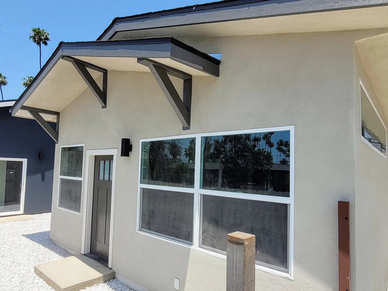 2 bed, 735 sqft, $3,150 — Photo 2