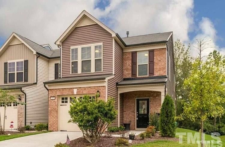 1st image of 125 Comptonfield Dr