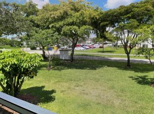 353 Mansfield Dr #I, Boca Raton, FL 33434