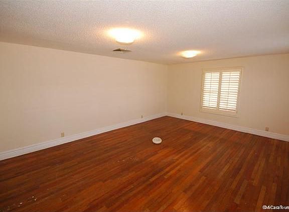 4th image of 11716 Lorri Dr