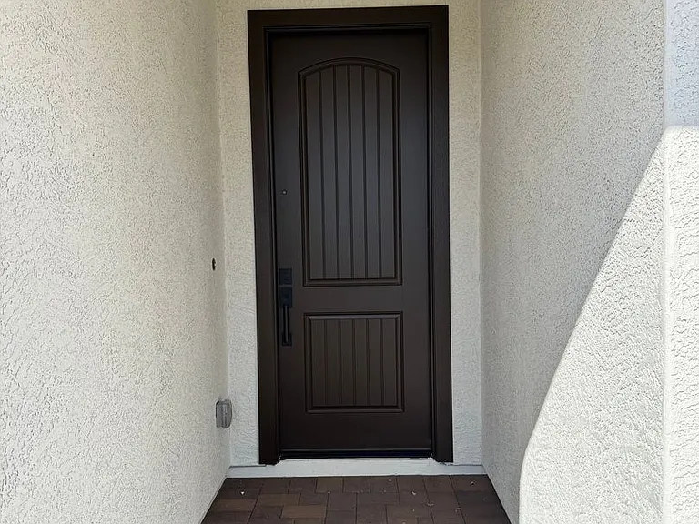 7606 W Smoketree Dr — Photo 2