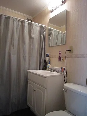 Rented by Maz Group NY | media 16