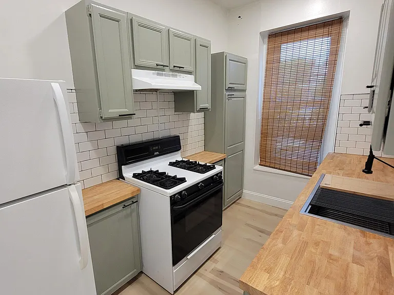 1528 N 2nd St #3 — Photo 10