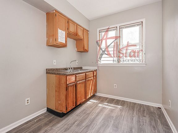 4th image of 3432 E 69th St #3