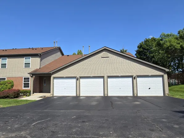 791 E Whispering Oaks Dr, Palatine, IL 60074