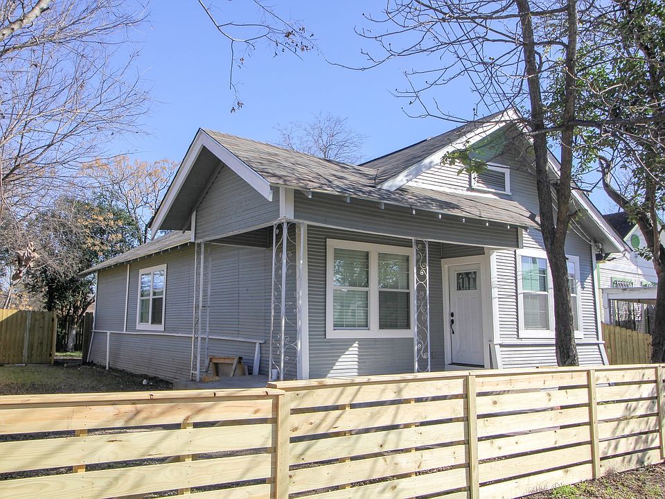 1st image of 410 Cactus St