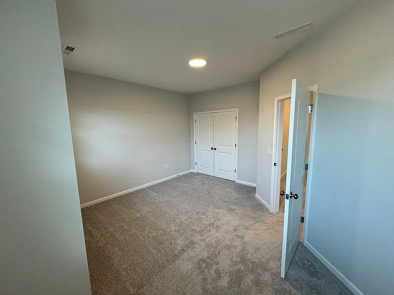 2422 Greshford Ln — Photo 23