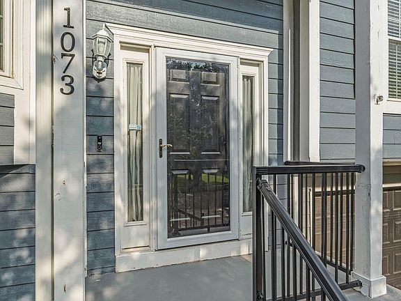 5th image of 1073 N Logan St
