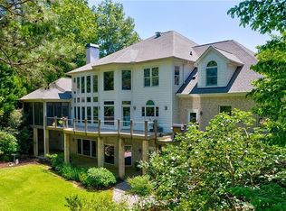 316 Oakleaf Ct, Seneca, SC 29672