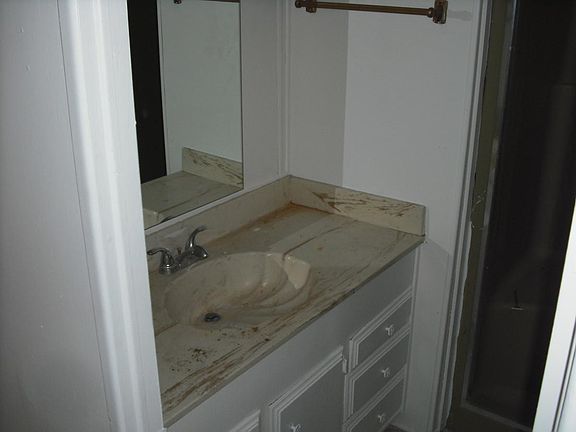 5th image of 2257 Toiyabe St