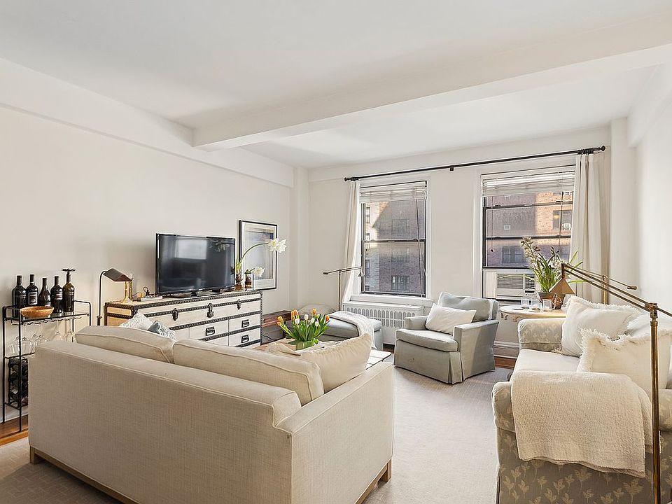 1st image of 40 W 72nd St APT 101A