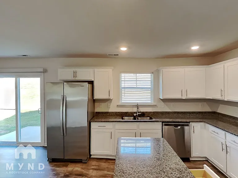 2042 Ryker Davis Ln — Photo 12