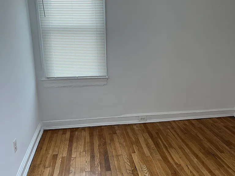 425 D St SE #405 — Photo 16