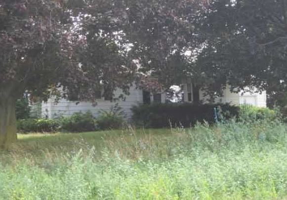 2nd image of 8295 Powers Rd