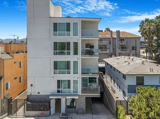 10918 Camarillo St, North Hollywood, CA 91602