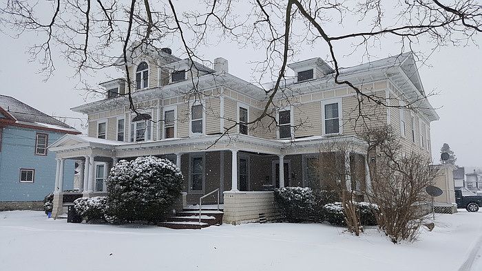 1st image of 1144 State St