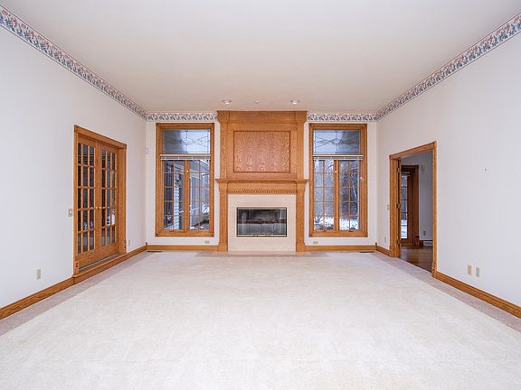 4th image of 8177 Cheri Dr