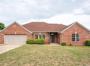 1514 Sydney St, Searcy, AR 72143