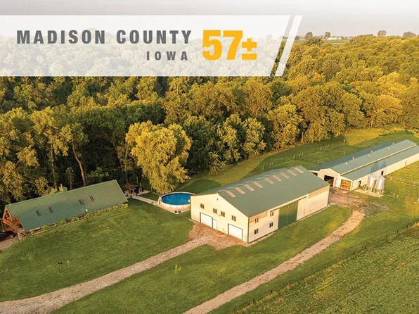 1826 Green Ln, Winterset, IA 50273