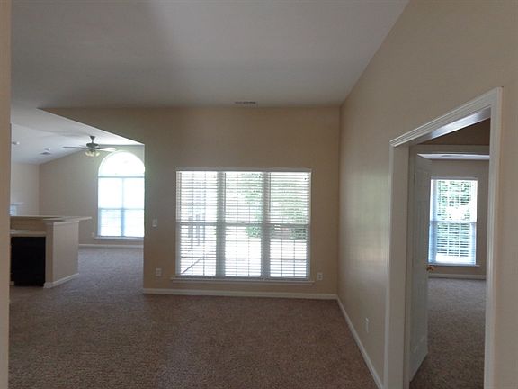3rd image of 1744 Chinchester Lane