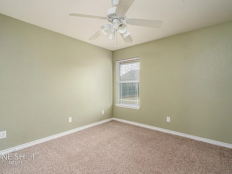 210 Ruger St — Photo 30