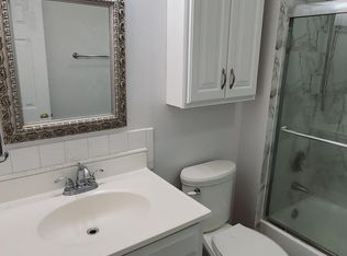 8000 Fairview Dr APT 301, Tamarac, FL 33321