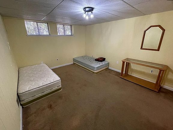 4th image of 2232 Hidden Valley Ln