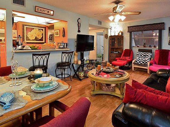 3rd image of 164 Perimeter Dr APT 3C