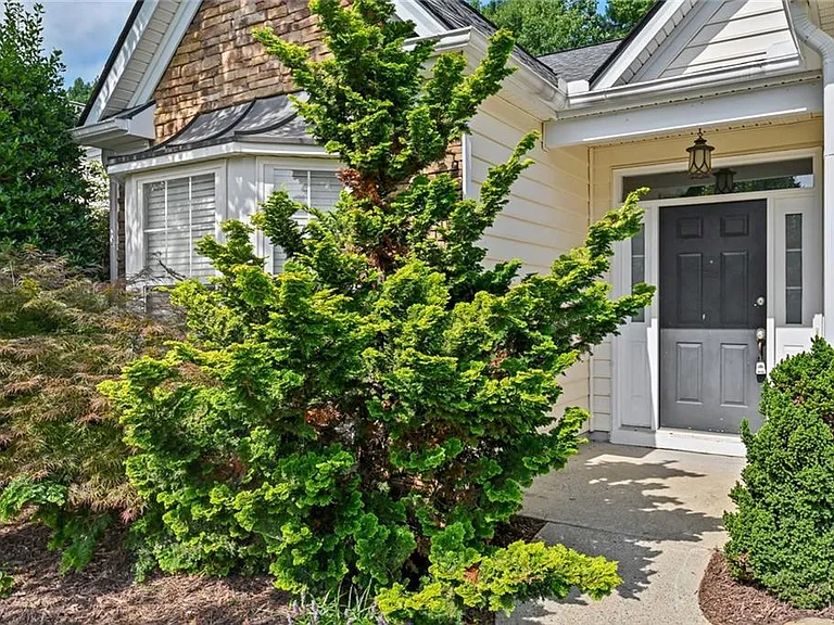 3020 Serenade Ct — Photo 3