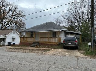 119 Arnold St, Grantville, GA 30220