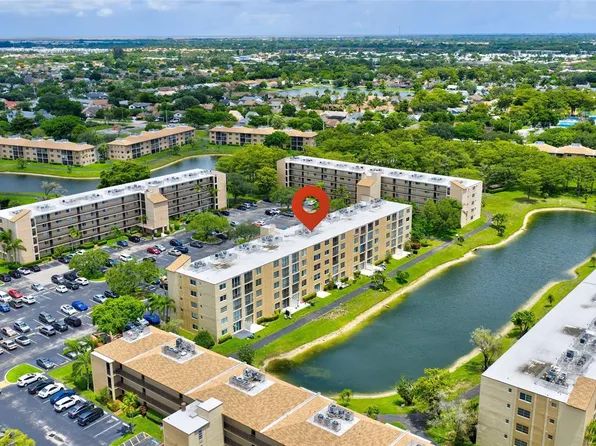 7760 NW 50th Street #305, Lauderhill, FL 33351