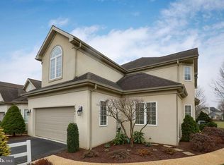 761 Woodfield Dr, Lititz, PA 17543