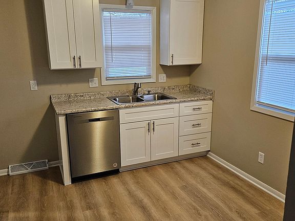 4th image of 3434 56th St