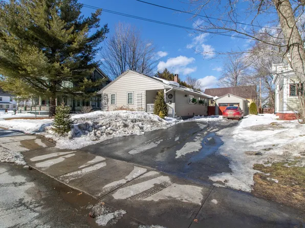 64 Church Street, St. Johnsbury, VT 05819