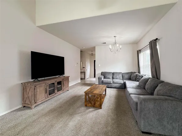 3041 Boxwood Springs Ln, Dickinson, TX 77539