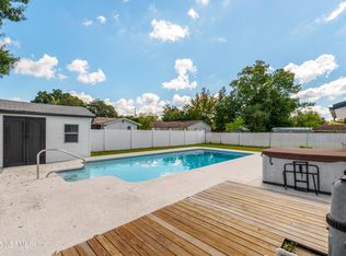 3233 Crosby Ln, Jacksonville, FL 32216