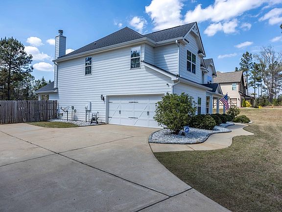 4th image of 40 Hart Ridge Ct