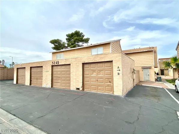 5245 Golden Ln, Las Vegas, NV 89119
