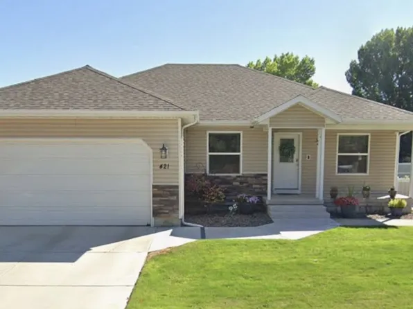 421 5th St, Carlin, NV 89822