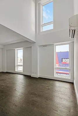 Rented by EXR | media 21