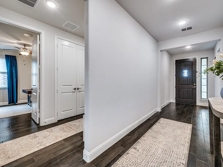 3005 Barefoot Ln — Photo 3
