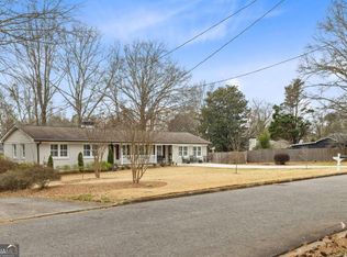 1845 Evergreen Ln, Alpharetta, GA 30009