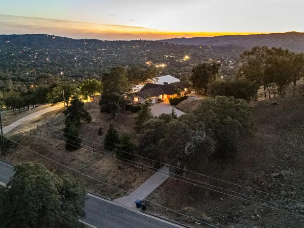 31363 N Dome Dr, Coarsegold, CA 93614