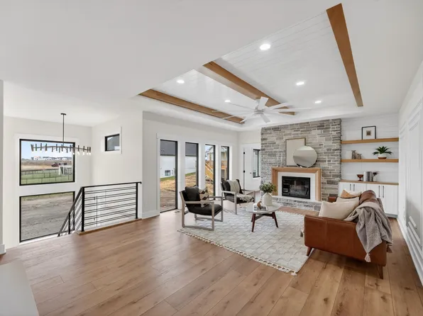 1370 NW Brooks Dr, Waukee, IA 50263