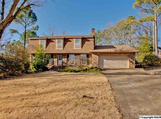 7800 Tea Garden Rd SE, Huntsville, AL 35802